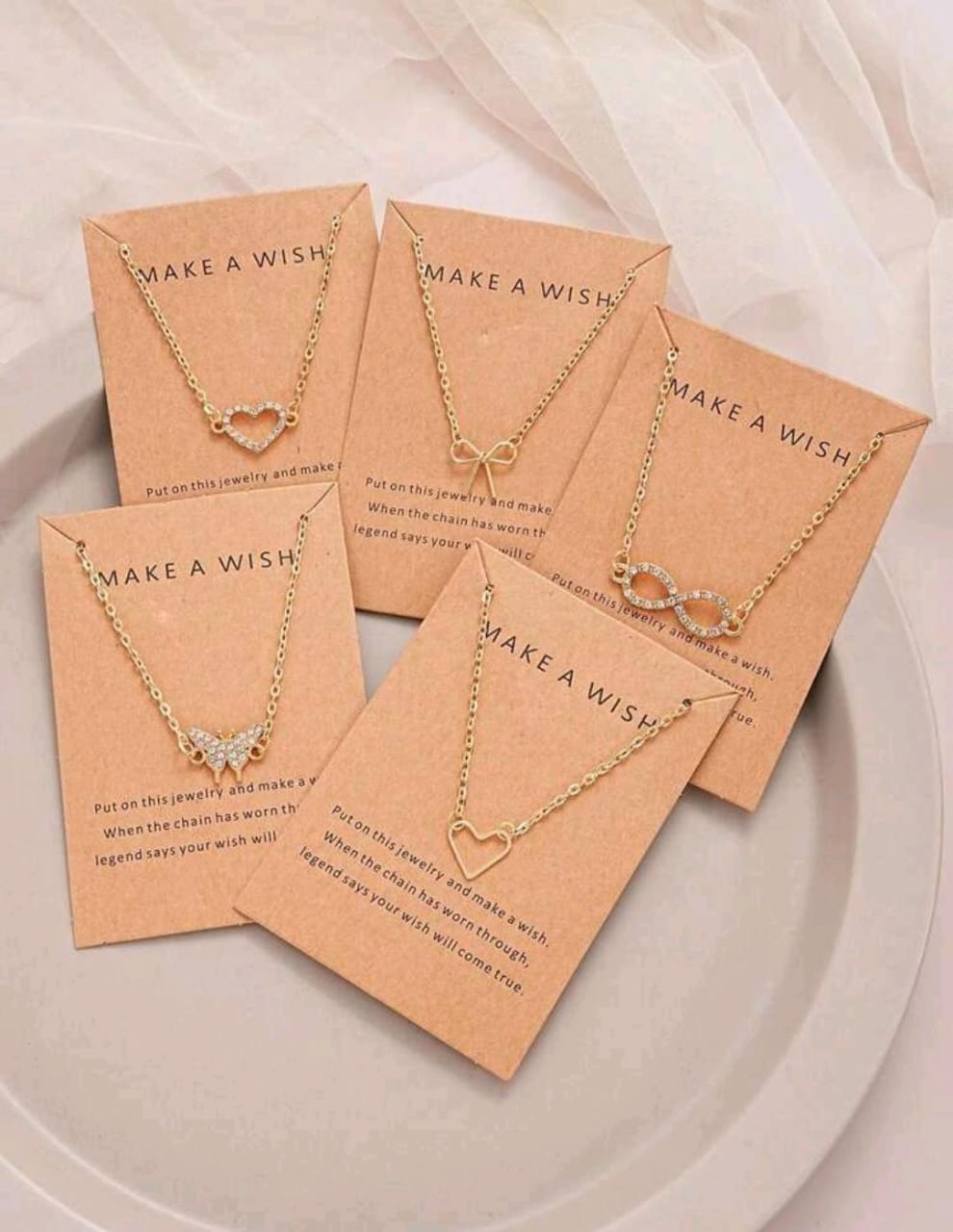 Fashion necklace set of 5