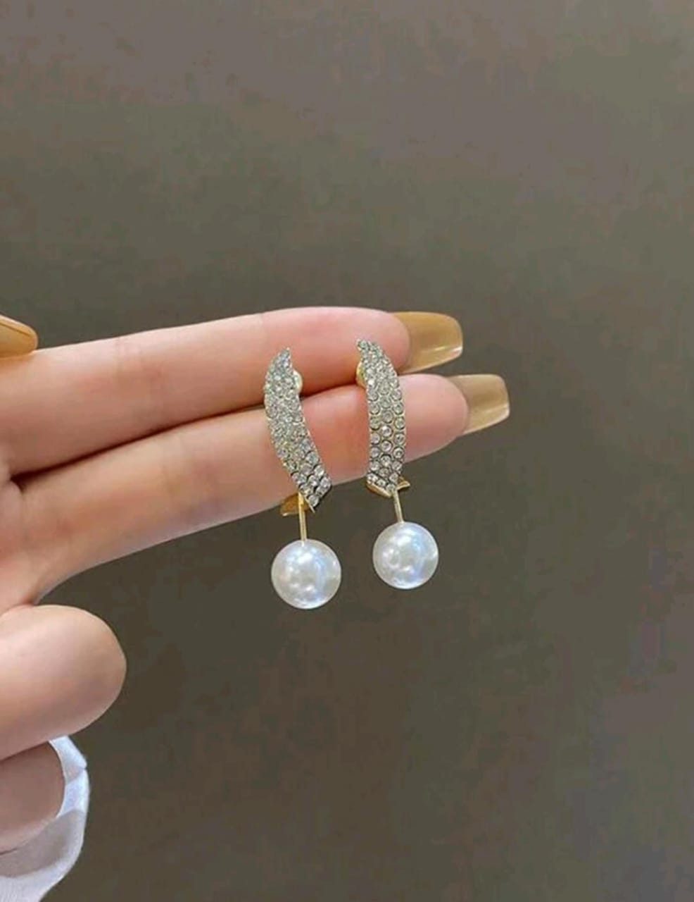 Faux Pearl Fashion Earring