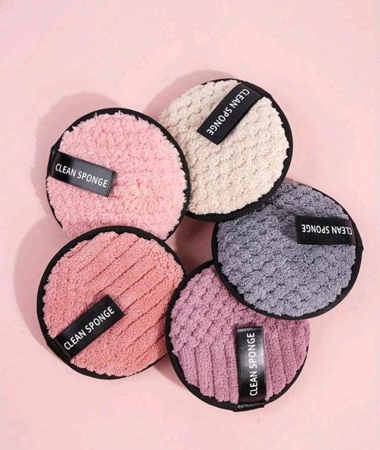 Makeup removal pad